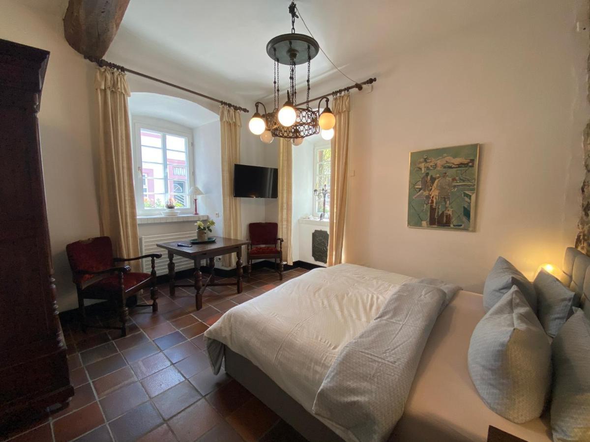 Apartment Denkmal Posthalterhof Von Thurn Und Taxis Erbaut, 246 Qm, Mit Sauna